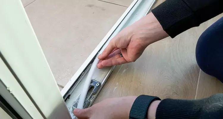 Garage Door Off Track Repair in Pacifica, CA