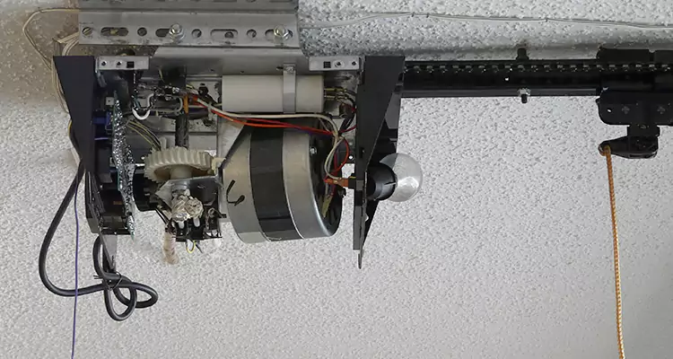 Emergency Garage Door Opener Repair in Pacifica, CA