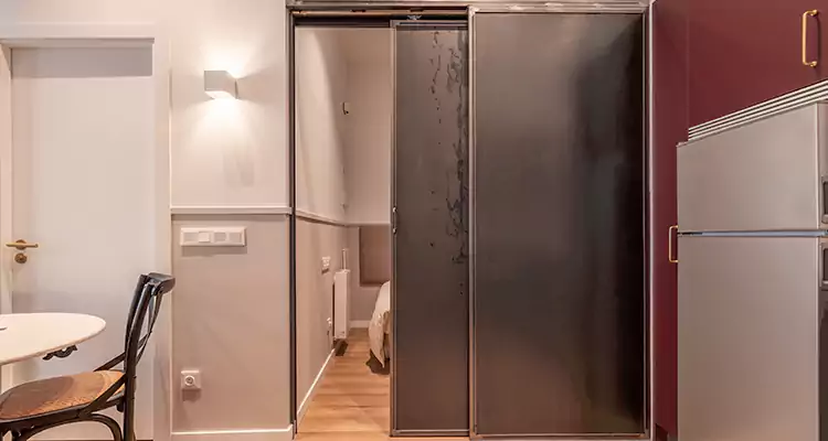 We Fix Closet Sliding Door in Pacifica, CA 