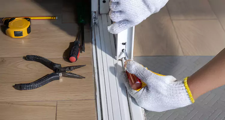 Screen Door Wheel Replacement in Pacifica, CA