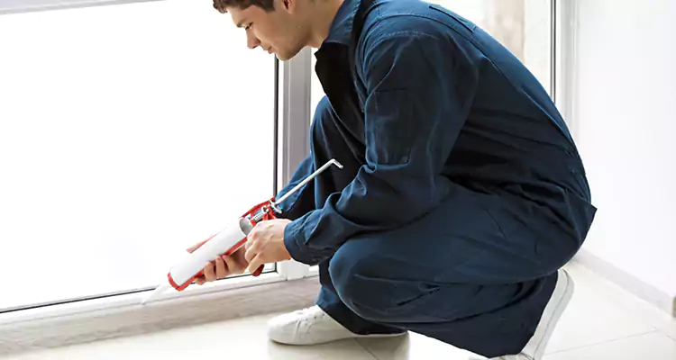 Window Glass Caulk Repair in Pacifica, CA