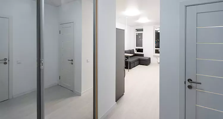 Modern Mirrored Closet Doors Repair in Pacifica, CA