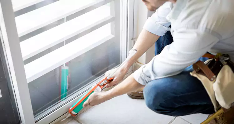 Dap Window Caulk Repair in Pacifica, CA